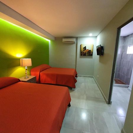 Hotel Hc Express Monterrey Eksteriør billede